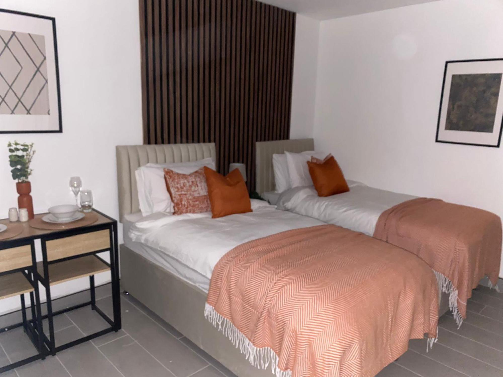 Comfort Style Brand New Selly Oaks Apartment Birmingham Exterior photo